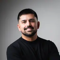 Porträtt av Shayan Parsai
